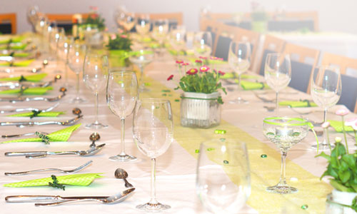 Dekorace na svatební stůl - Vyrábíme svatební dekorace na výzdobu svatebního sálu nebo stolu.